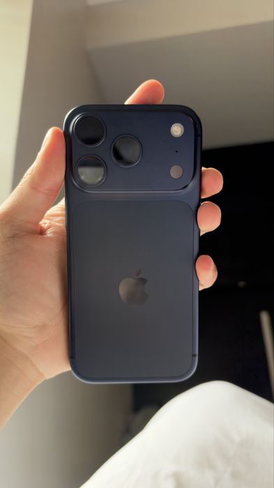 Iphone 17 pro azul