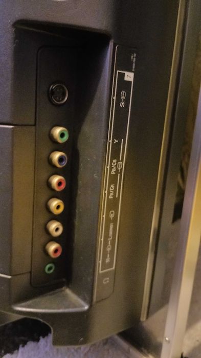 Tv sony KDL 46X2000