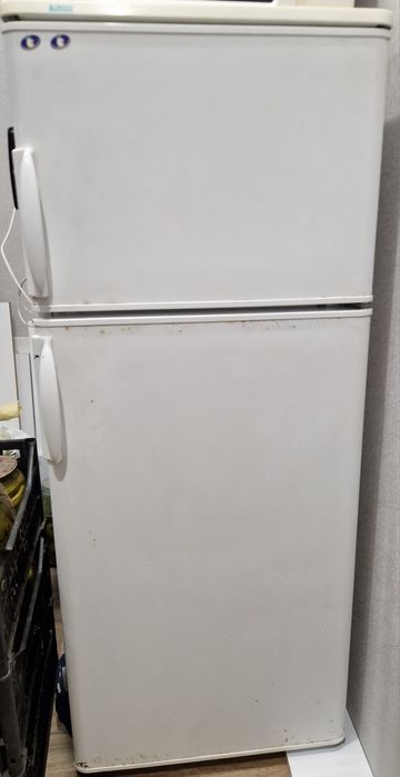 Холодильник, мікрохвильовка