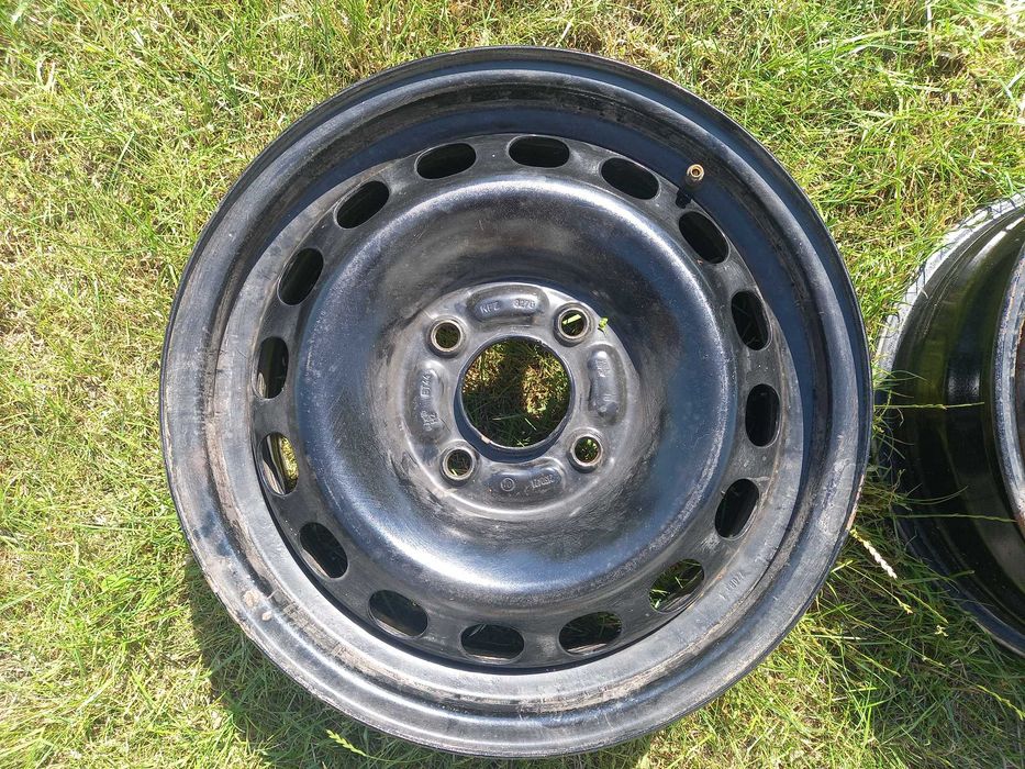 Felgi stalowe R15 4x114,3 Volvo S40 V40 4 szt.
