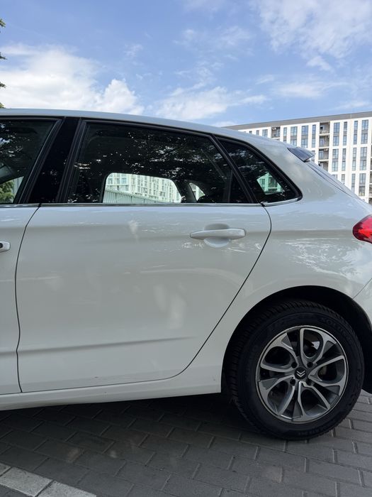 Citroën C4 • 1.6 бензин • автомат