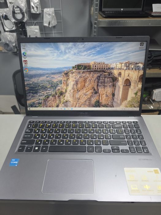 Ноутбук Asus X515 i3-1115G4/8Gb DDR4/SSD  256