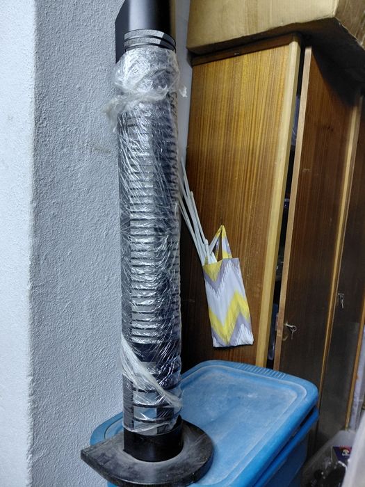 Porta cd,alto ,dá para muitos
