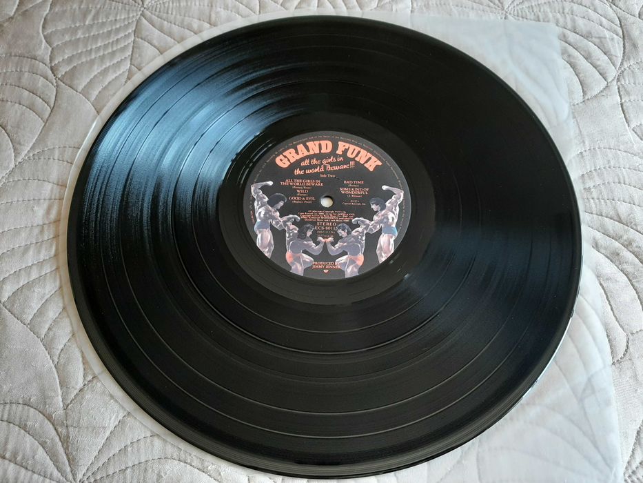 Grand Funk - All The Girls In The World Beware - Japão - Vinil LP