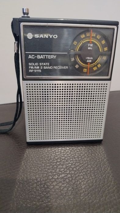 Rádio Sanyo RP5115