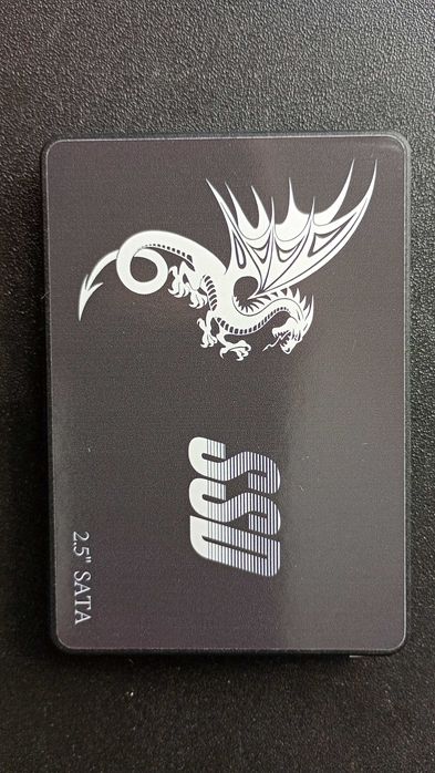Disco rigido SSD 2.5 polegadas 120 GB. Novo