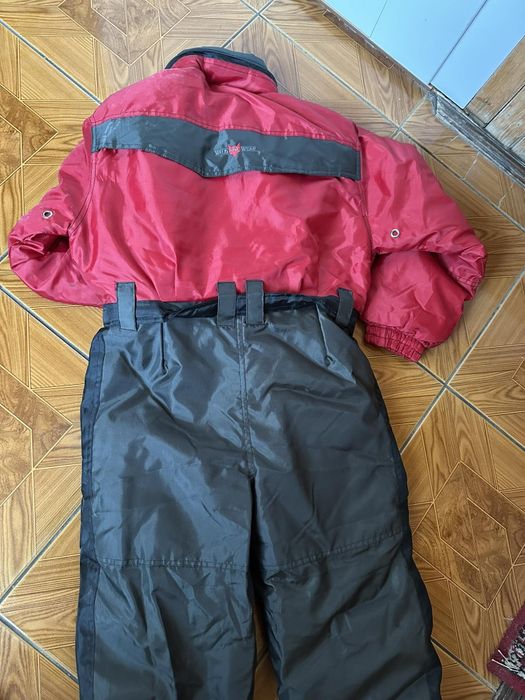 Dres narciarski Northern Comfort 8 lat nowy