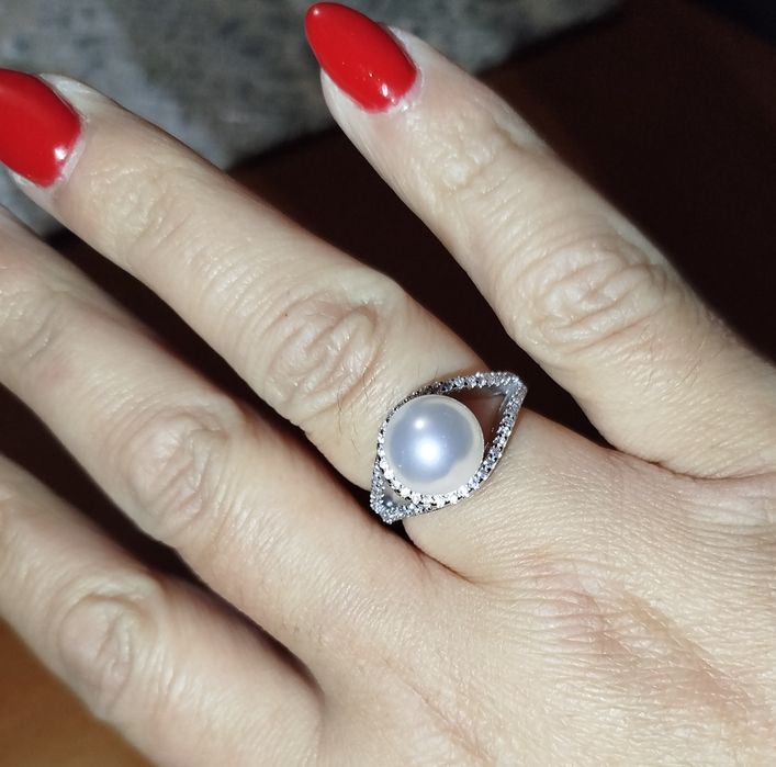 Anel em prata novo com zircónias e pérola