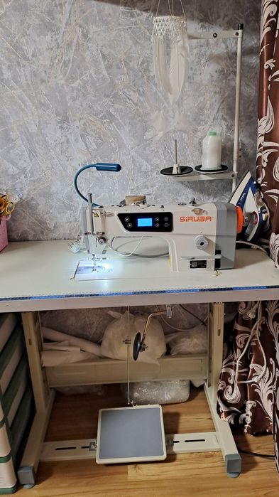 Промислова швейна машина  Siruba