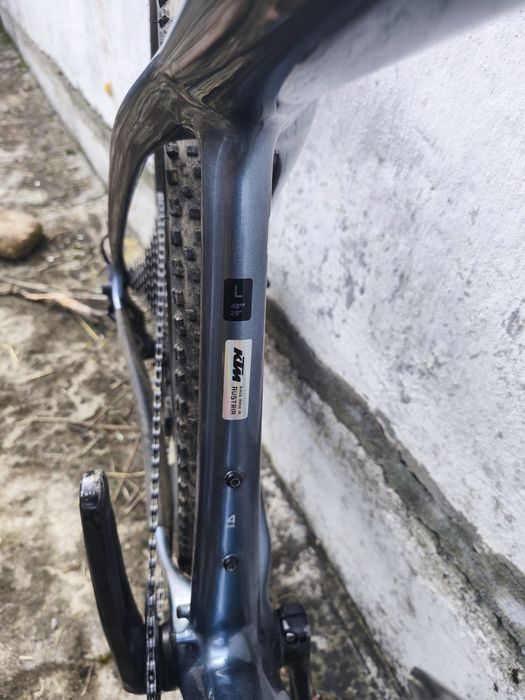 Bicicleta KTM Myroon Elite carbono