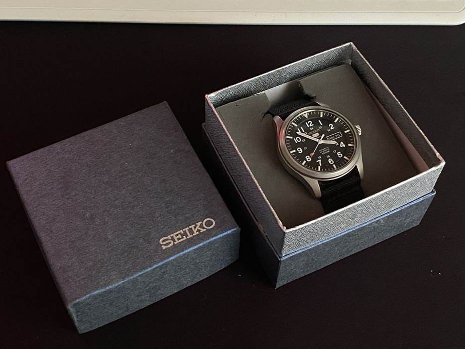 Часы Seiko 5 Sports Automatic Military