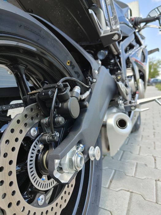 В наявності! Спортивний мотоцикл Kove 450RR PRO