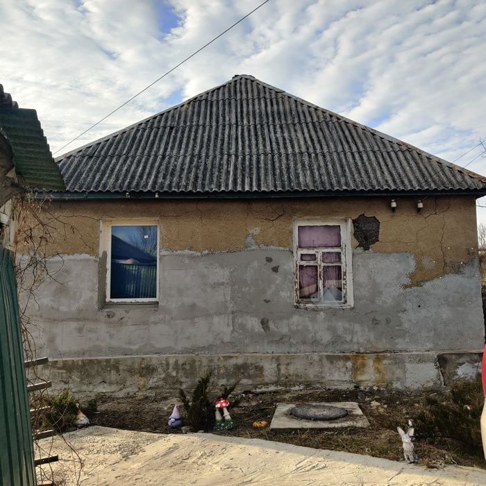 Продам дом старый Люботин