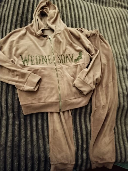 Костюм для дівчинки