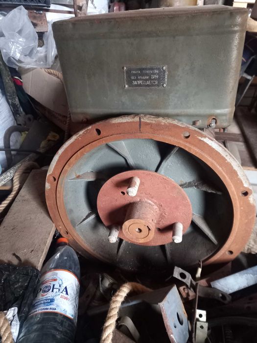 продам синхронный генератор ЕСС-62-4У2,  12 кВт, 400В, 3ф, 50Гц