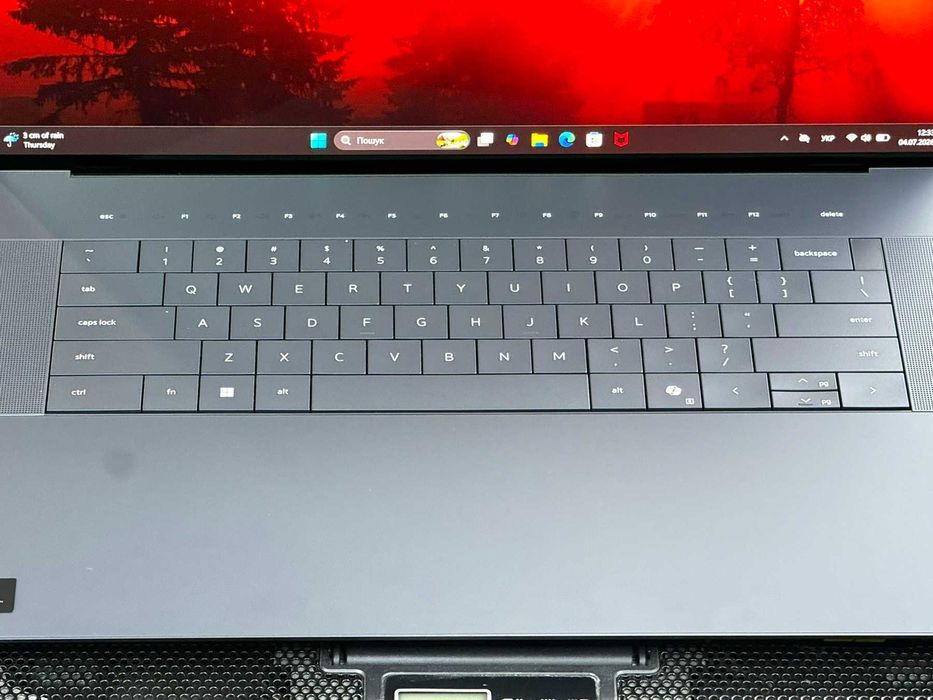 ТОПОВА КОМПЛЕКТАЦІЯ! Dell XPS 9640 / Ultra 9 / DDR5 64Gb / SSD 4Tb / RTX 4070