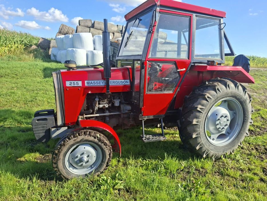Massey Ferguson  255