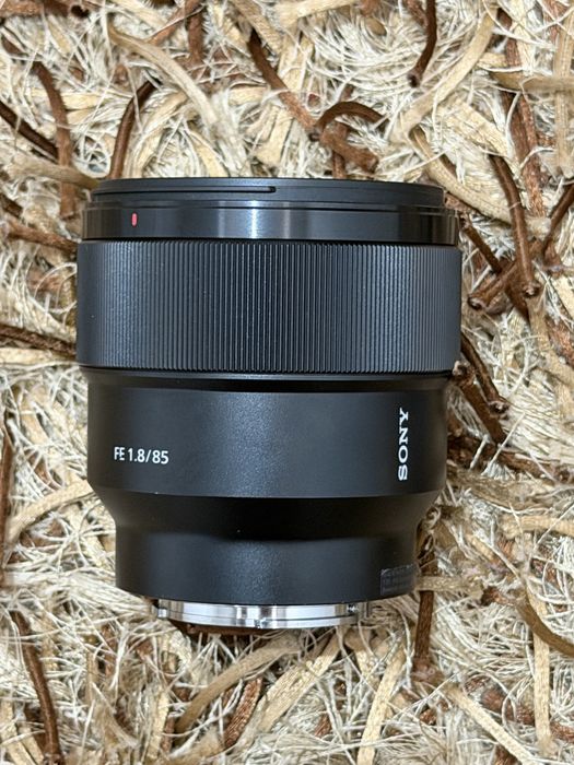 Sony 85mm f1.8 objetiva