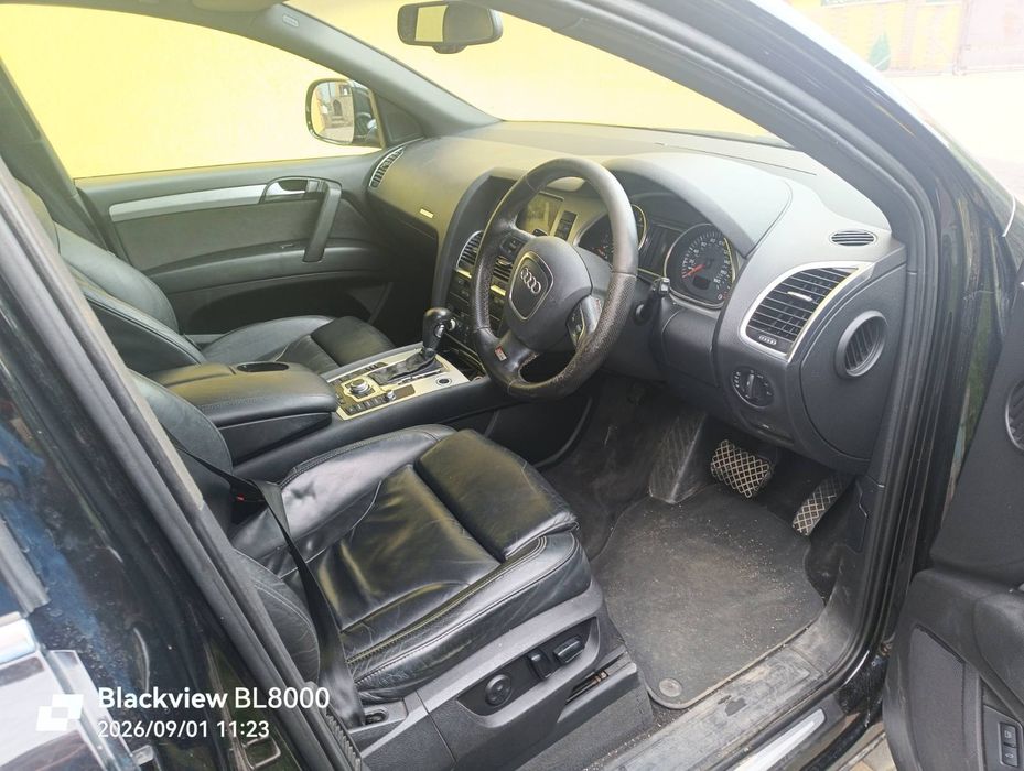 продається авто ауді Q7
