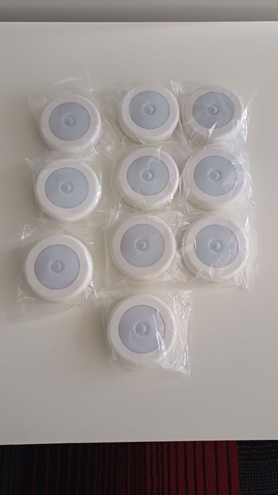 Lampki LED z Czujnikiem Ruchu, Lampki na Baterie, Magnetyczne 10 Sztuk