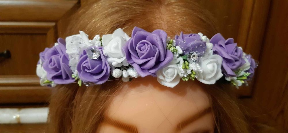 Wianek komunijny biało fioletowy zestaw