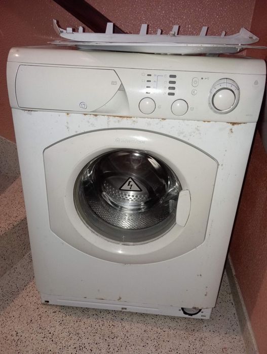 Maquina de lavar roupa