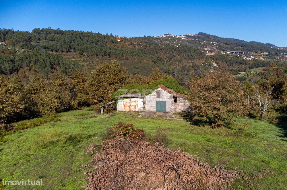 Terreno urbanizável com vistas rio em Marco de Canaveses
