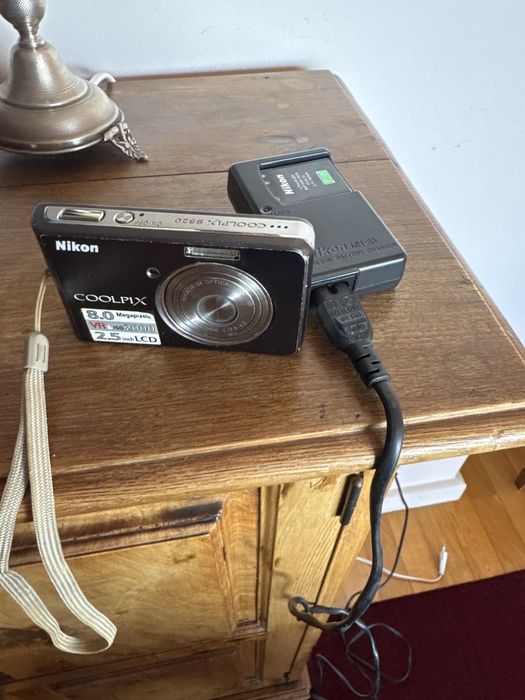 Camera fotogrsfica coilplix 8.0&ioa 2000 2.5 inch lcd
