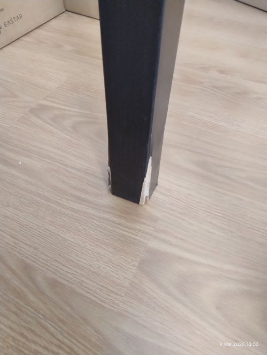 Mesa de jantar extensível em madeira, cor preto wengue