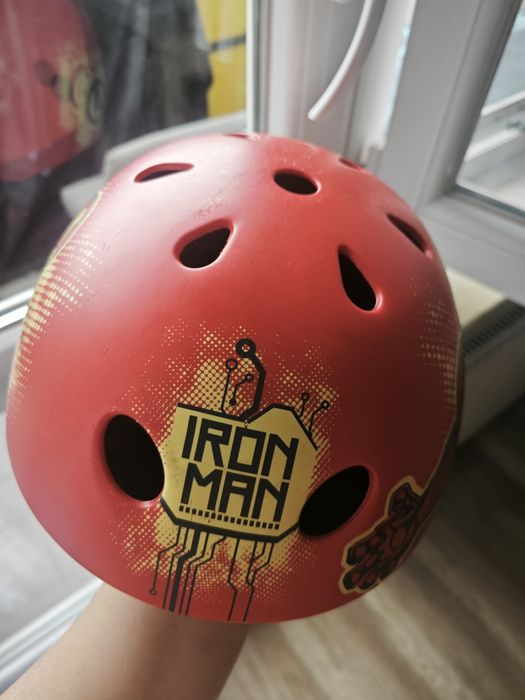 Kask rowerowy Iron Man r. 54-58