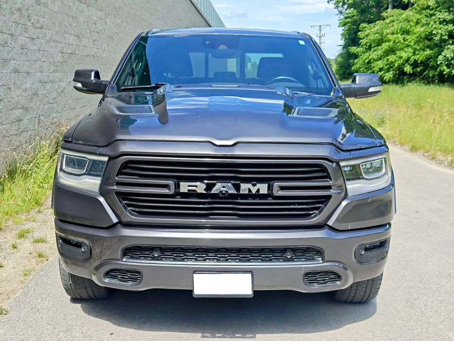 RAM 1500 Laramie Crew Cab 4x4 | 5.7 HEMI | Sport Appearance | Navi | Skóra
