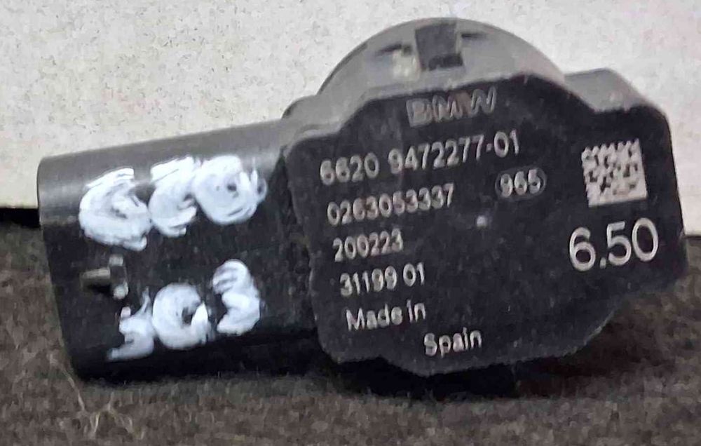 Sensor de Estacionamento Trás 9472277-01 - BMW 3