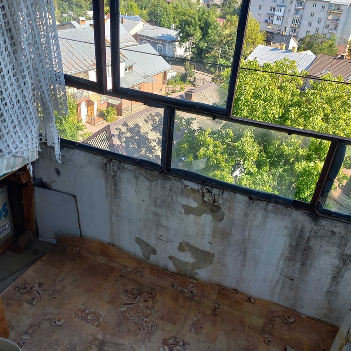 Продам двокімнатну квартиру м.Самбір