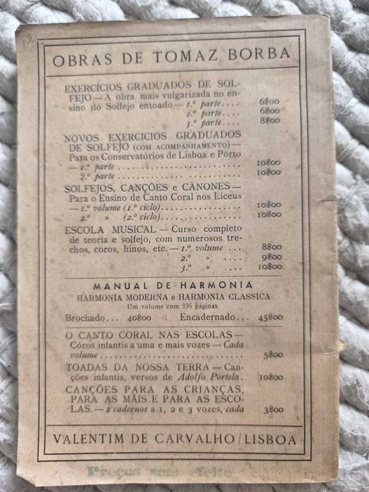 Livro "Novos Exercícios Graduados de Solfejo I" de Tomaz Borba