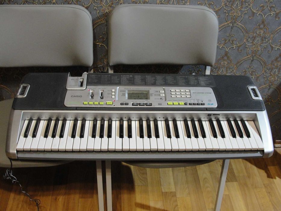 Синтезатор Casio LK 200s