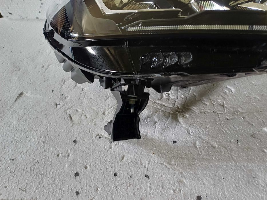 lampa prawa peugeot 208 II 2008 II full led 9855.524.880