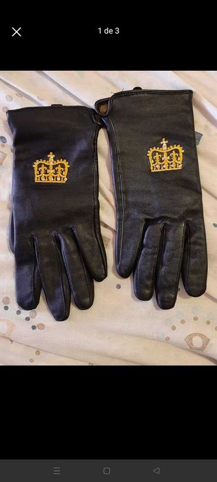 Luvas em pele da marca Friis & Company