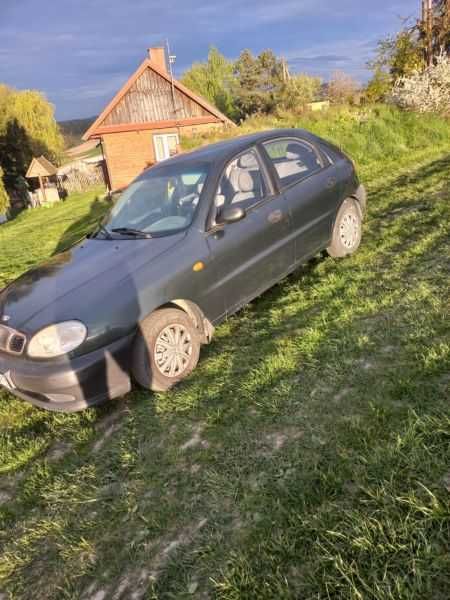 Sprzedam  samochód Lanos