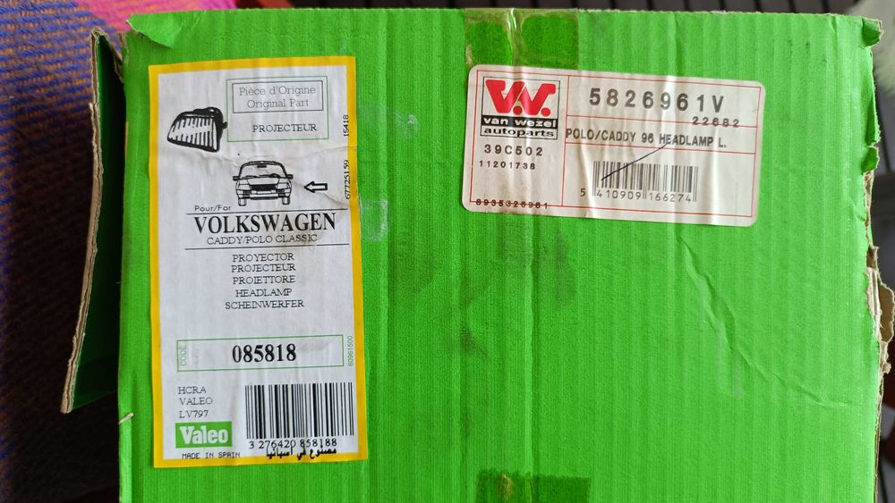 Reflektor, lampa przednia lewa lewy  przód VW Polo/Caddy 94-99 Valeo