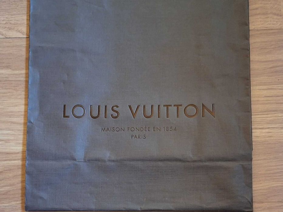 Saco de papel Louis Vuitton - original