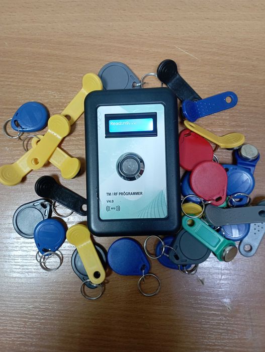 Виготовлення ключів для домофонів в Рівному