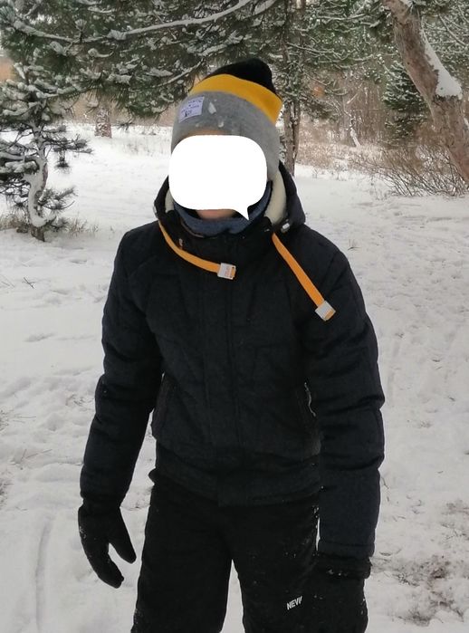 Курточка зимняя 10-11 лет