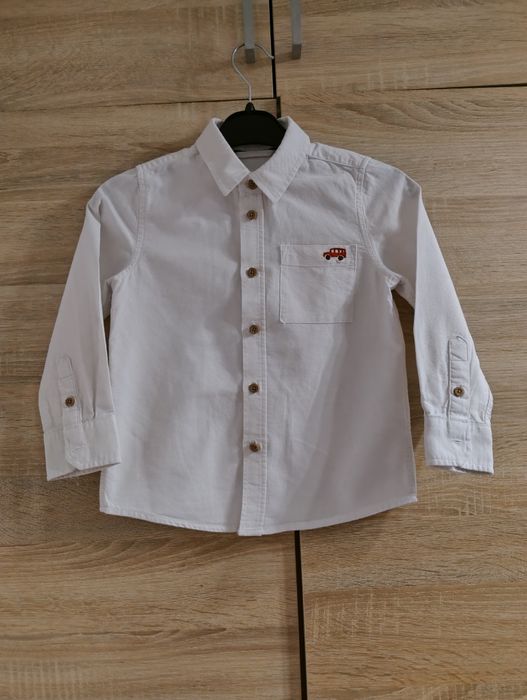 Sprzedam koszulę i sweter.