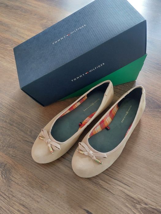 Tommy Hilfiger baleriny zamszowe 37 stan idealny