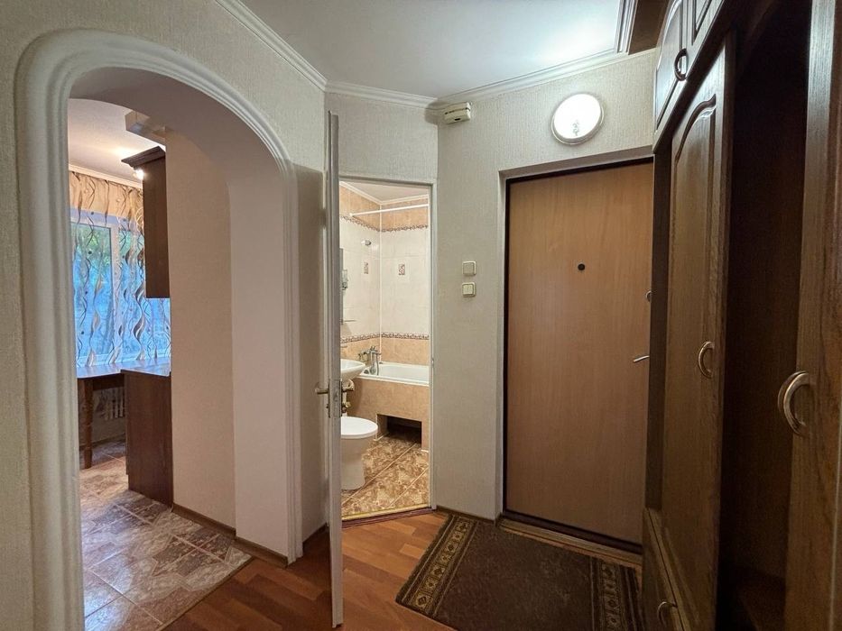 Продам 1кв поряд Центр 2/9 ,32м ремонт 36000₴