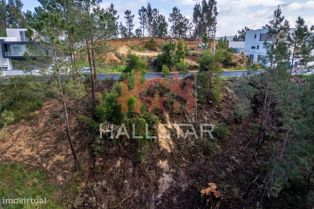 Terreno / Para Construção / Área Total de 574m2 / Aceita Permuta / Tel