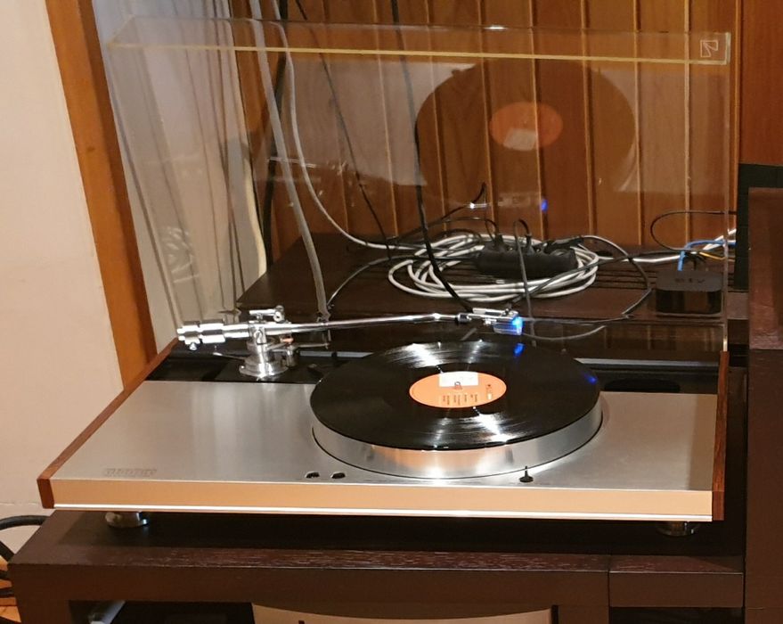 LUXMAN PD444 Gira disco Turntable PD 444