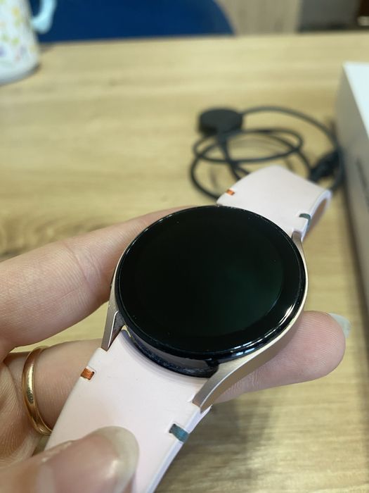 Samsung Galaxy Watch FE R861 różowy + ładowarka i pudełko