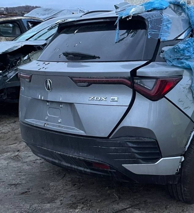 Acura ZDX задній бампер комплект в наявності