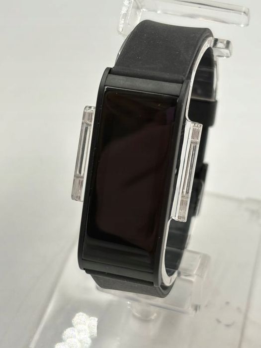 uszkodzony smartwatch mykronoz zefit4hr czarny 1,06" opis